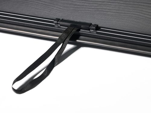 Luno WindGuard M™ 手動防風捲簾